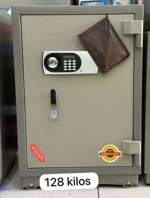 Coffre-fort de haute sécurité – Disponible en moyen et grand format ! 🔒